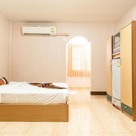 Pn Gold Resort Bangsaen Zewnętrze zdjęcie