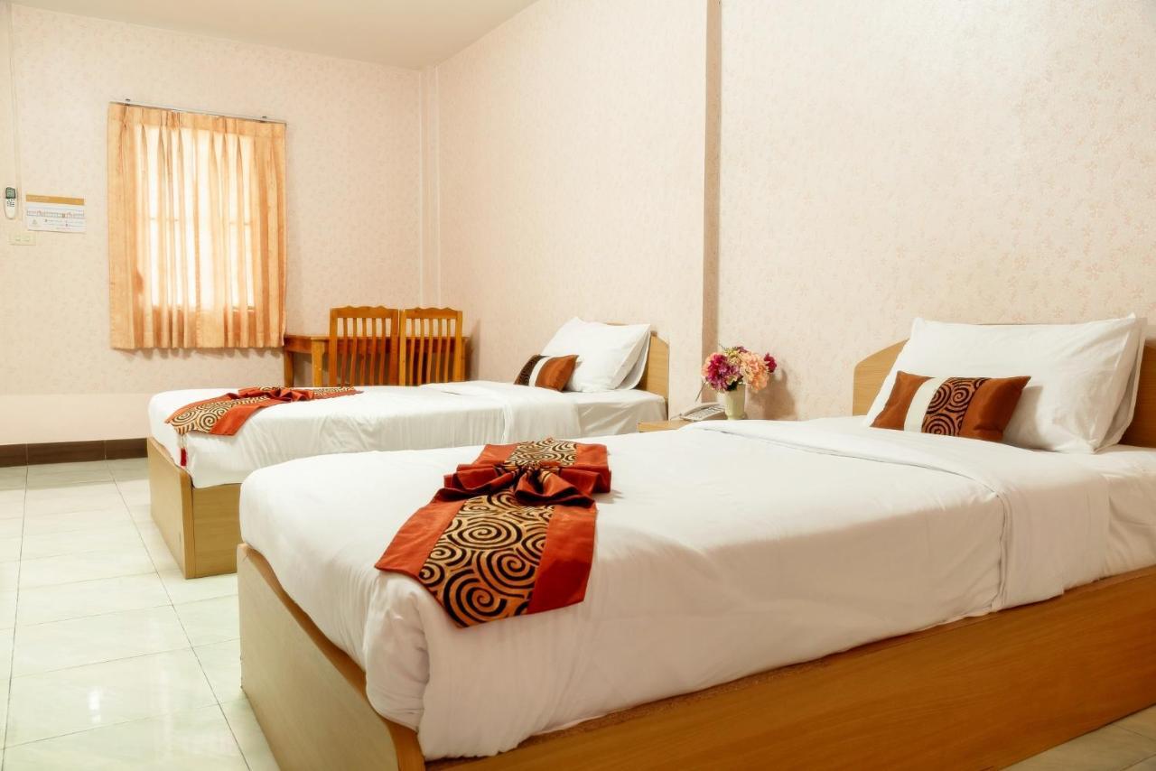 Pn Gold Resort Bangsaen Zewnętrze zdjęcie
