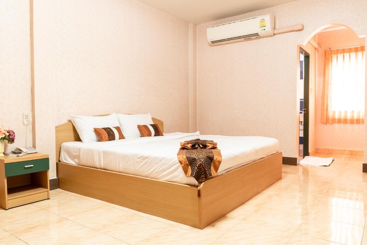 Pn Gold Resort Bangsaen Zewnętrze zdjęcie
