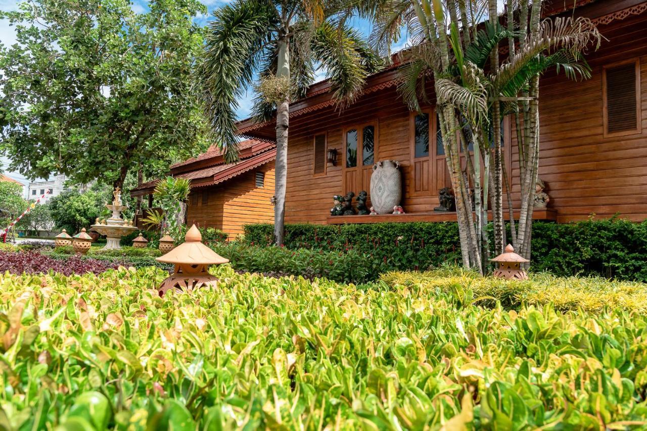 Pn Gold Resort Bangsaen Zewnętrze zdjęcie