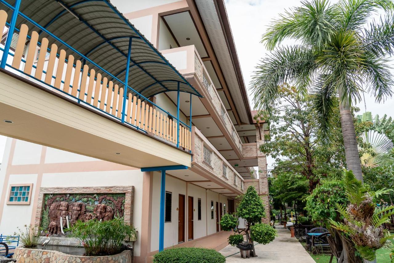 Pn Gold Resort Bangsaen Zewnętrze zdjęcie